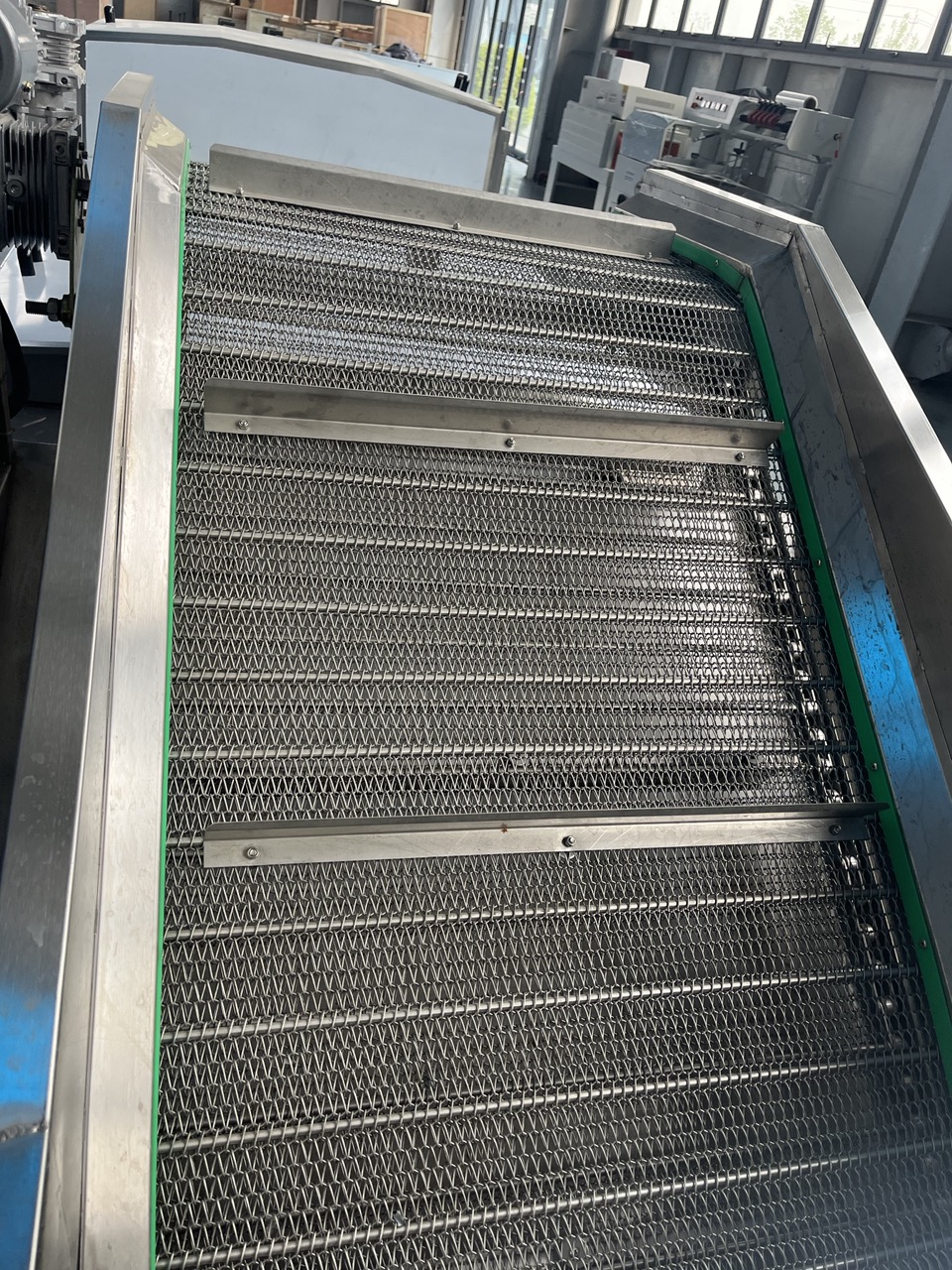 【超詳細(xì)】如何挑選適合你的牛肉丸金屬輸送網(wǎng)帶?