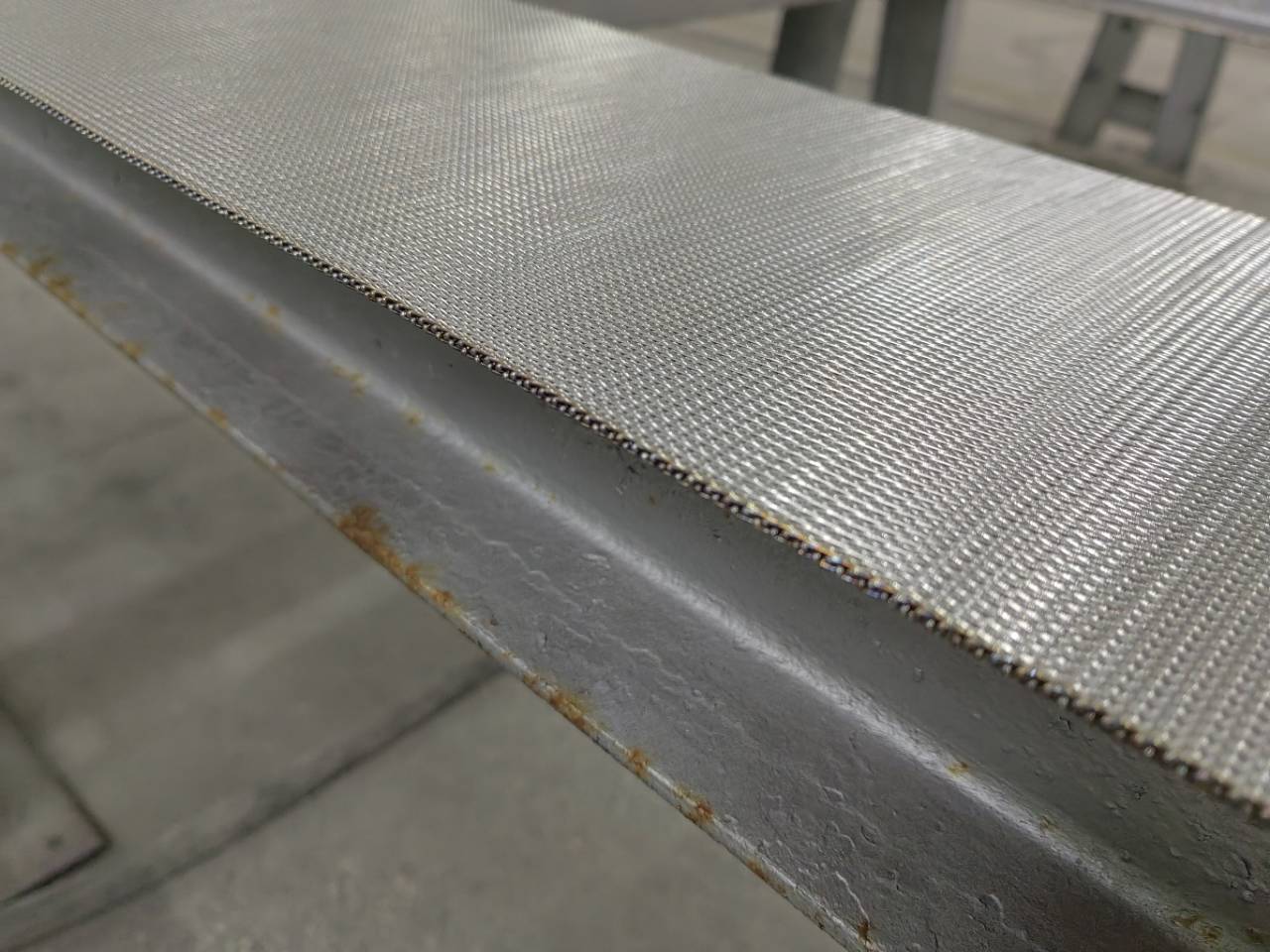 人字形網(wǎng)帶邊緣不開(kāi)裂，焊接要點(diǎn)有哪些？