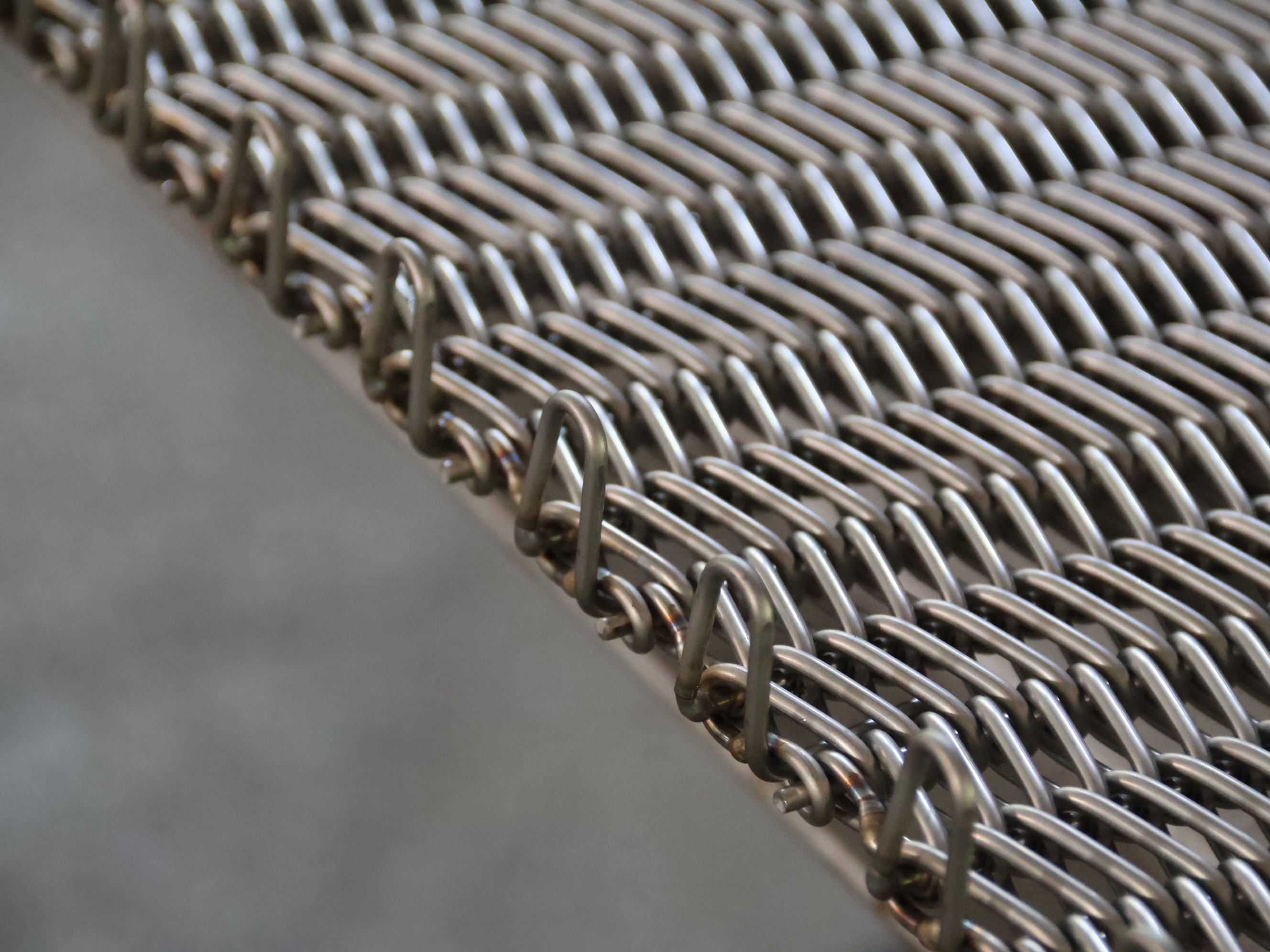 《決定燒結爐網帶壽命的五大元素：除了“兩抽兩退”，你還漏了哪一環？》